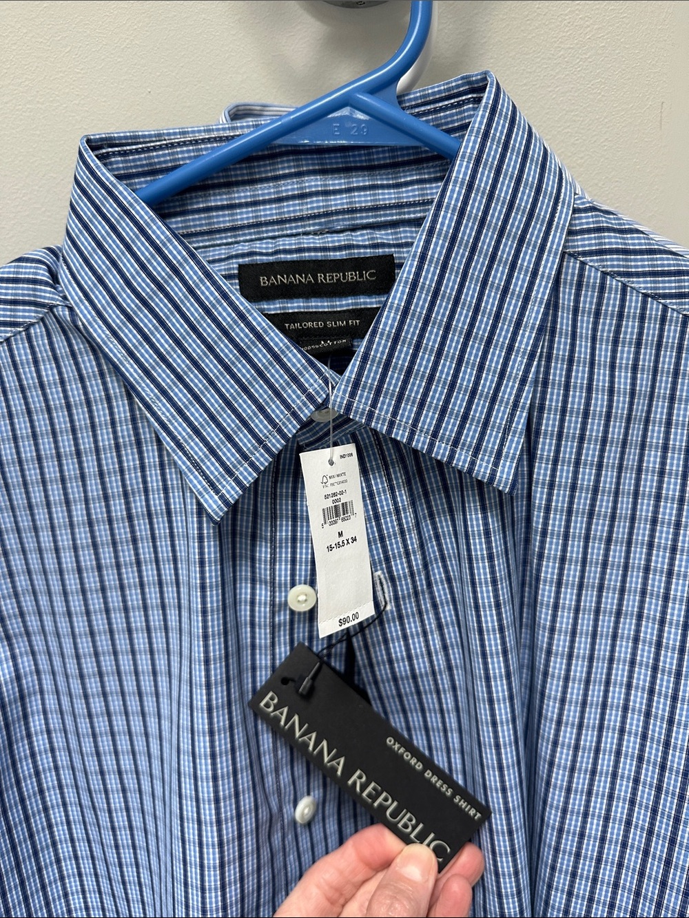 Banana Republic tailored slim fit men’s medium dress shirt